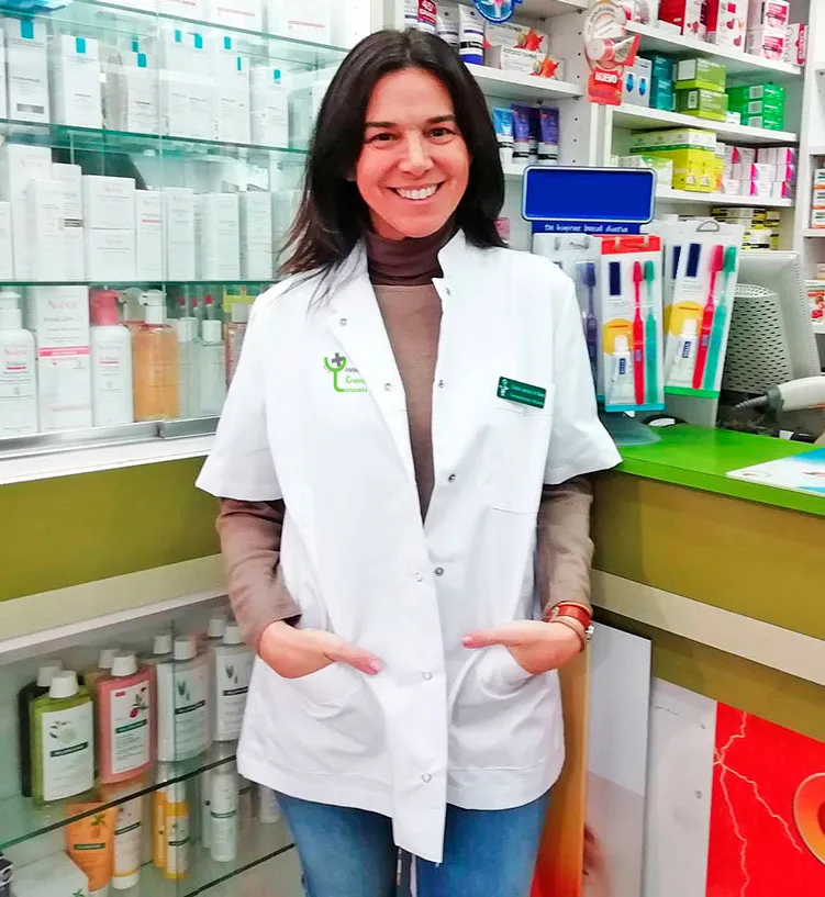 Cristina-lanzuela-tu-farmacia-en-clara-del-rey